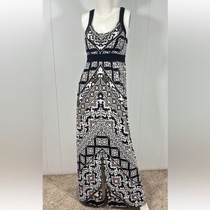 White House Black Market Maxi Dress Size M Medallion Print Black V Neck Knit